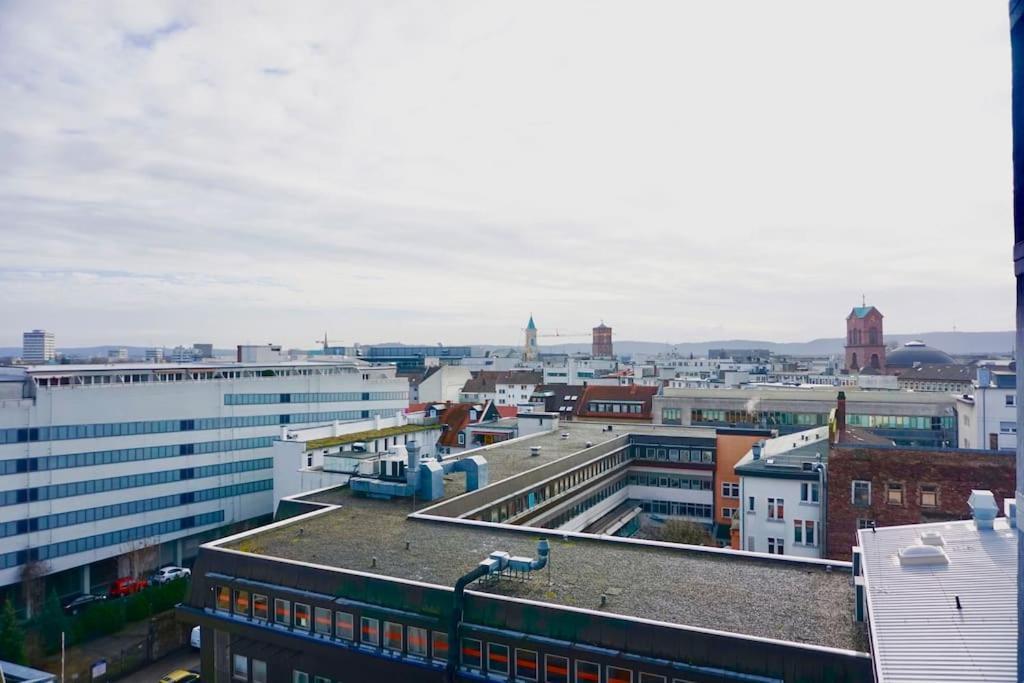 Neu Modernes Apartment In Top Lage, Free Parking Max 1,65M Hoehe Und 1,8M Breite Karlsruhe Extérieur photo