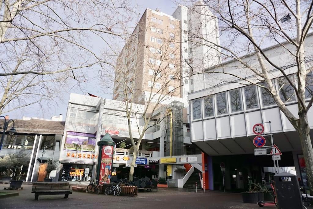 Neu Modernes Apartment In Top Lage, Free Parking Max 1,65M Hoehe Und 1,8M Breite Karlsruhe Extérieur photo